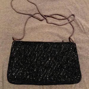 Very cute dressy should bag. Gently used.Great for those holiday parties!